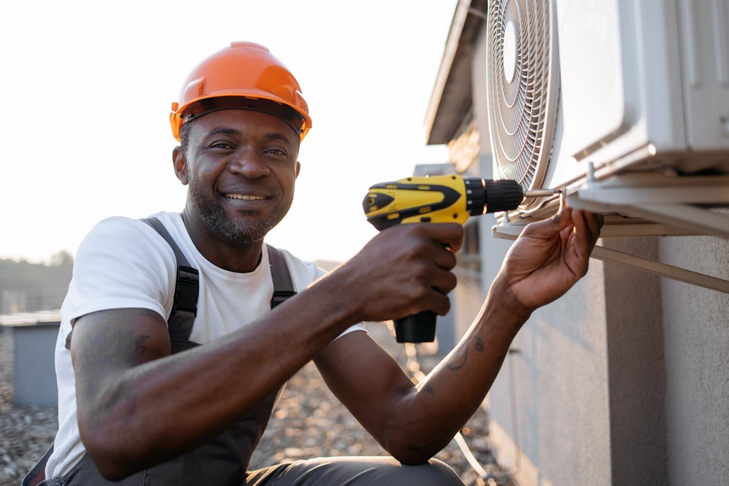 Advantages of Hiring AC Installation Experts Advantages of Hiring AC Installation Experts